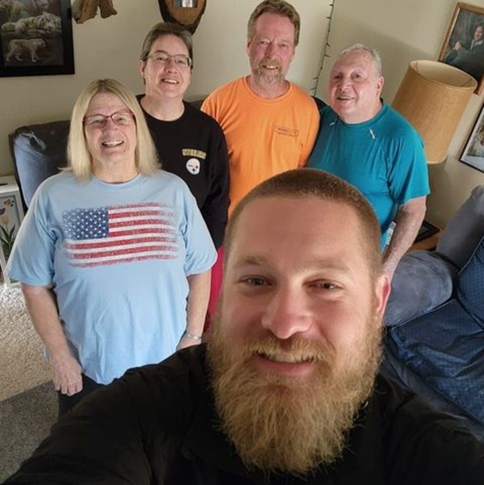 Meet your Posher, Raymond